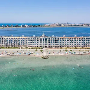 gardenia-beach-palace-aparthotel.sozopol-hotels.com/