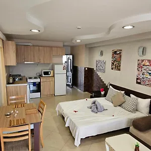 https://paralax-hotel.sunnybeach-hotels.org